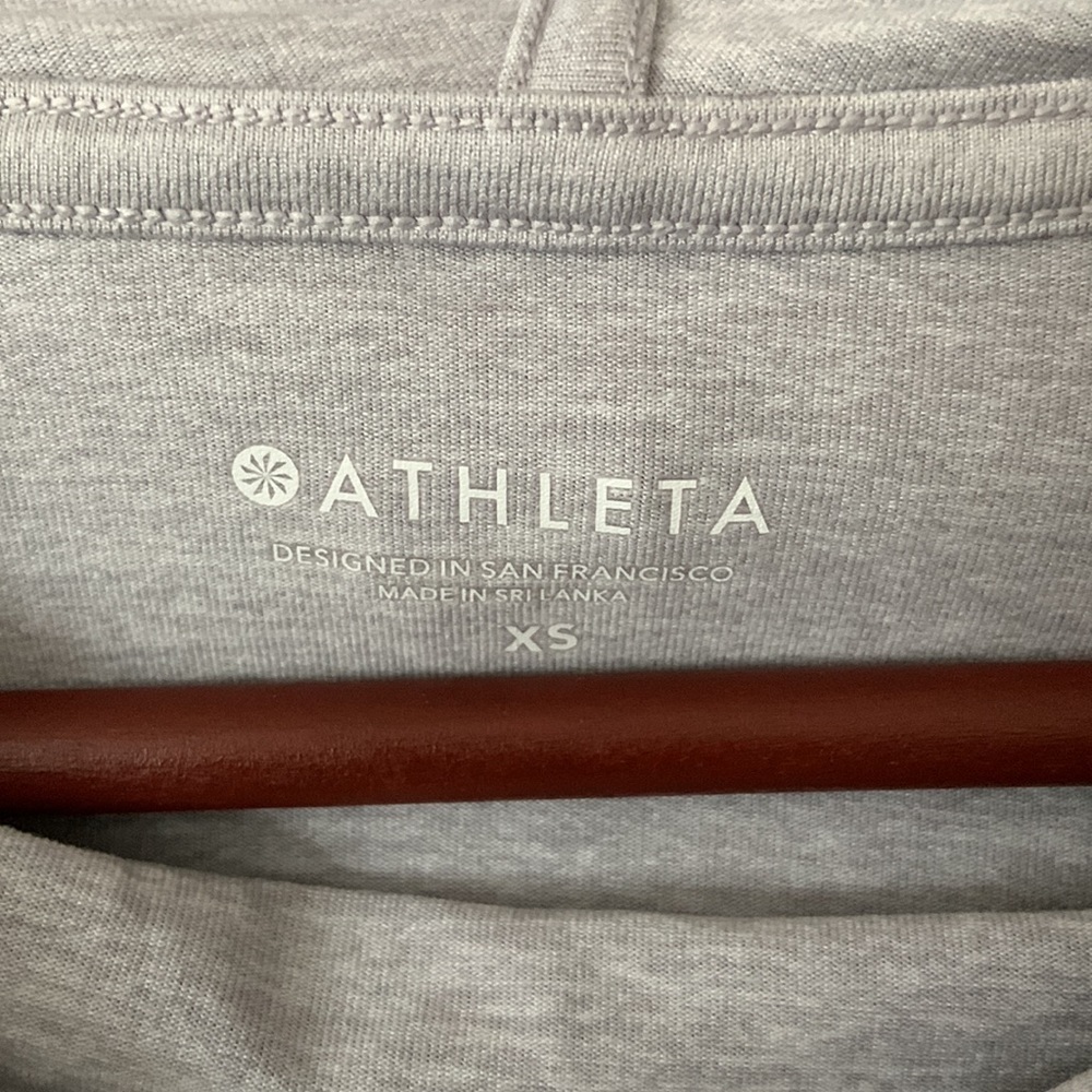 Athleta Light Gray Cowl Neck Hooded Long Sleeve Top - Picture 2 of 6